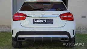 Mercedes-Benz Classe GLA 45 AMG 4-Matic de 2015