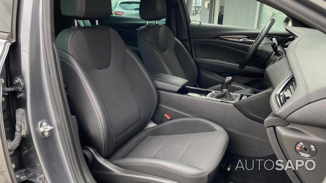 Opel Insignia de 2021