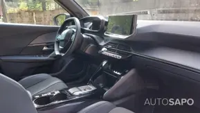 Peugeot e-2008 de 2024