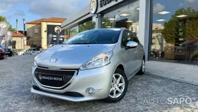 Peugeot 208 de 2012