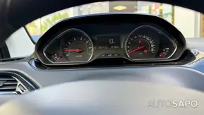 Peugeot 208 de 2012