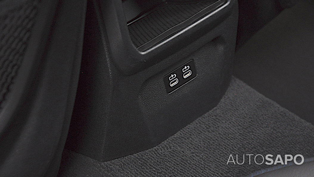 BMW Série 1 118 i Corporate Edition M Auto de 2021
