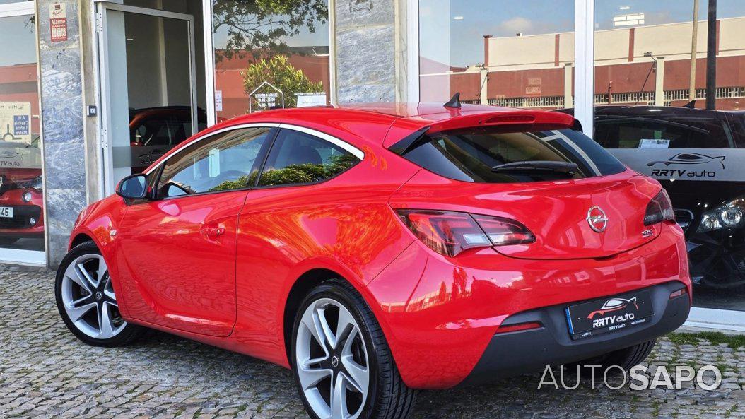 Opel Astra de 2012