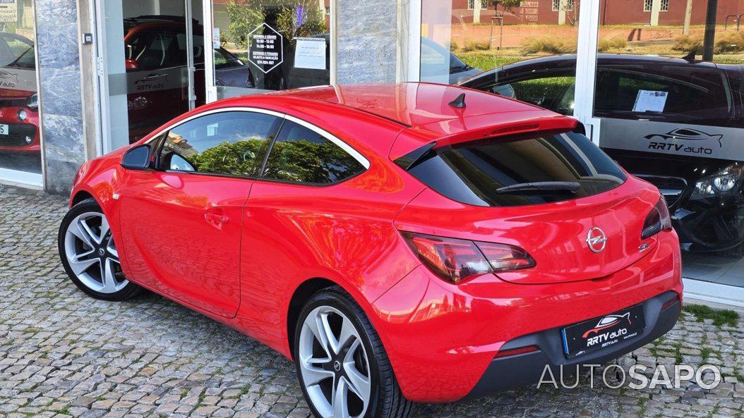 Opel Astra de 2012