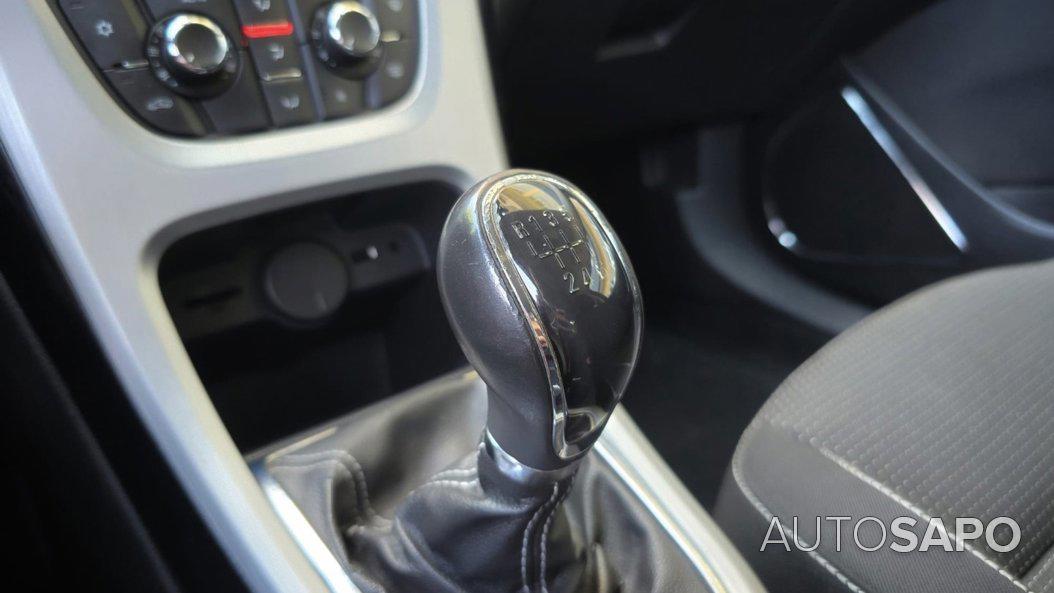 Opel Astra de 2012