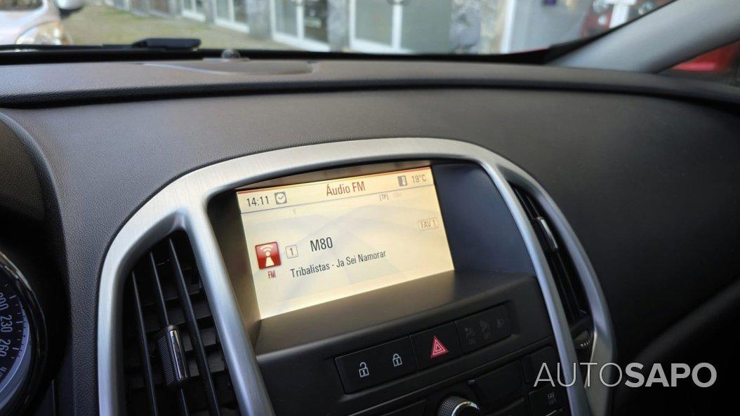 Opel Astra de 2012