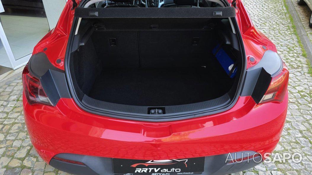 Opel Astra de 2012