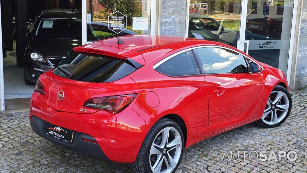 Opel Astra de 2012