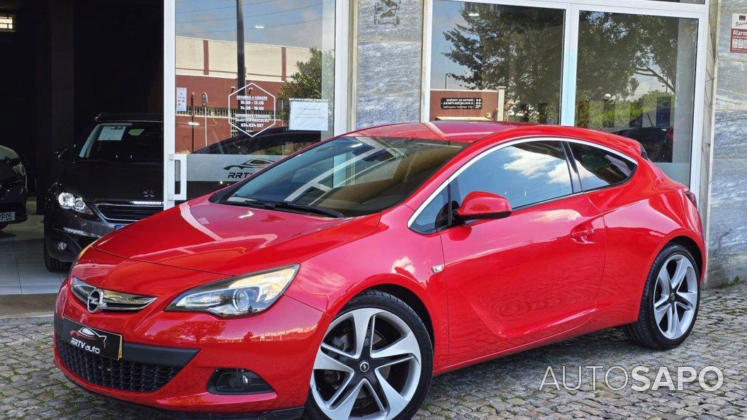 Opel Astra de 2012