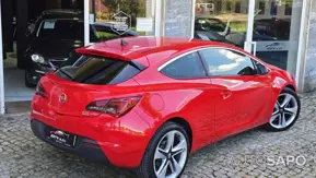 Opel Astra de 2012