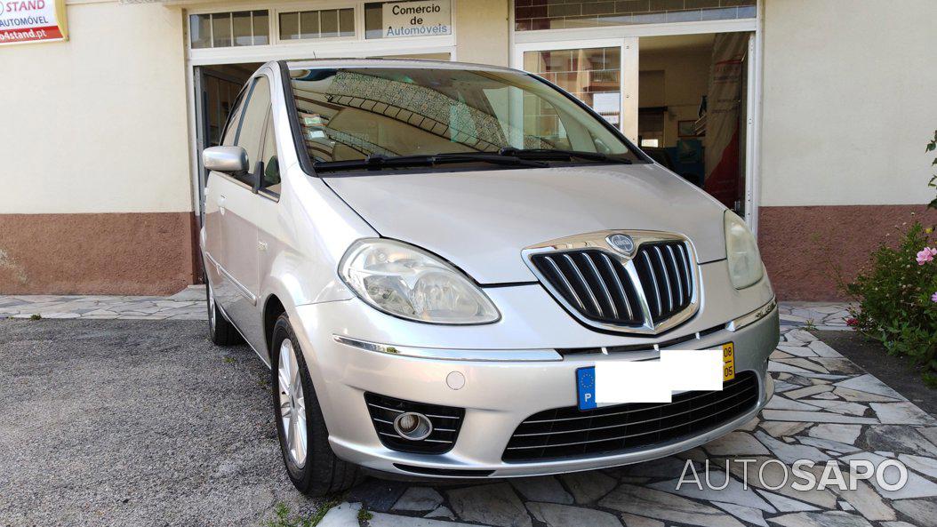 Lancia Musa 1.3 16V M-jet Platino de 2008