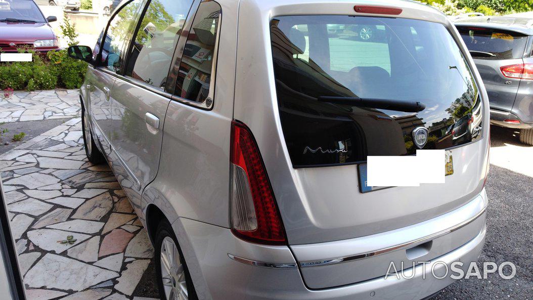 Lancia Musa 1.3 16V M-jet Platino de 2008