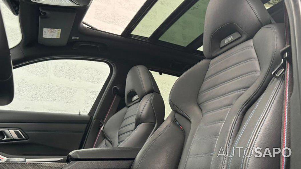 BMW Série 3 330 e Pack M Auto de 2023