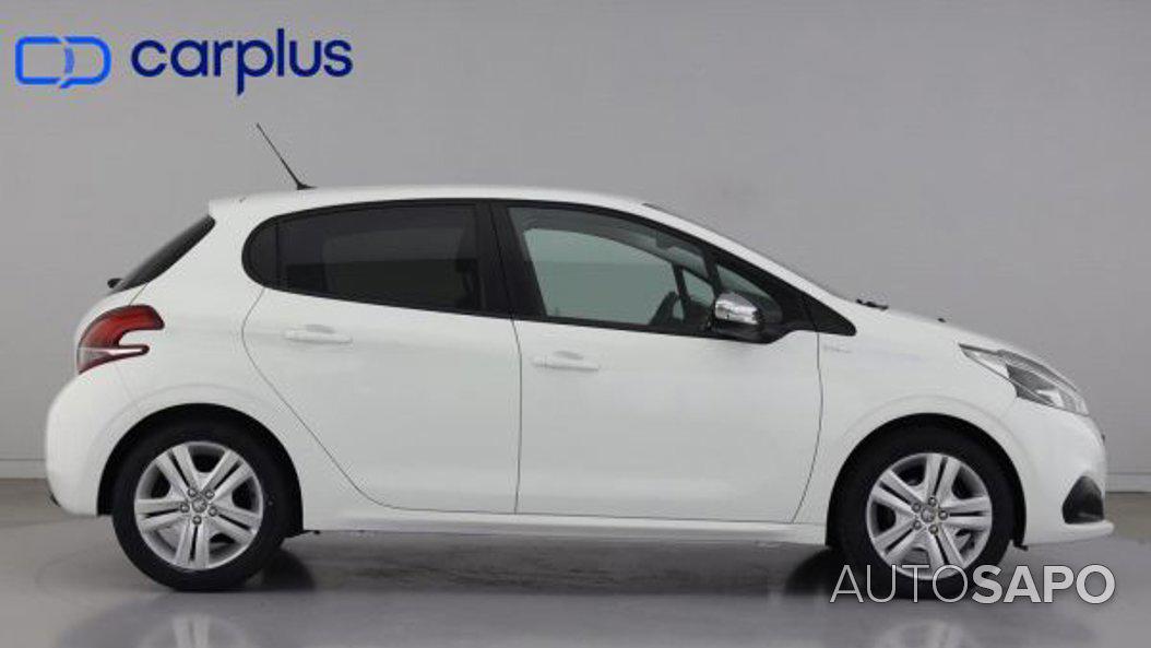 Peugeot 208 1.2 PureTech Style de 2018