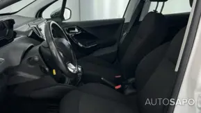 Peugeot 208 1.2 PureTech Style de 2018