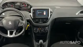 Peugeot 208 1.2 PureTech Style de 2018