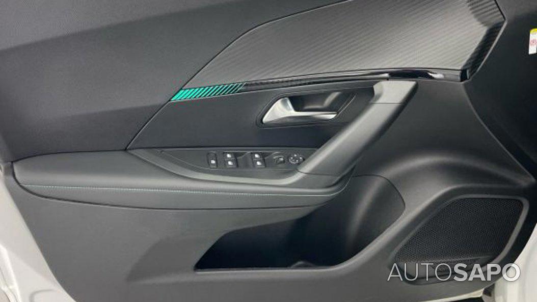 Peugeot 2008 1.2 PureTech Allure Pack de 2021