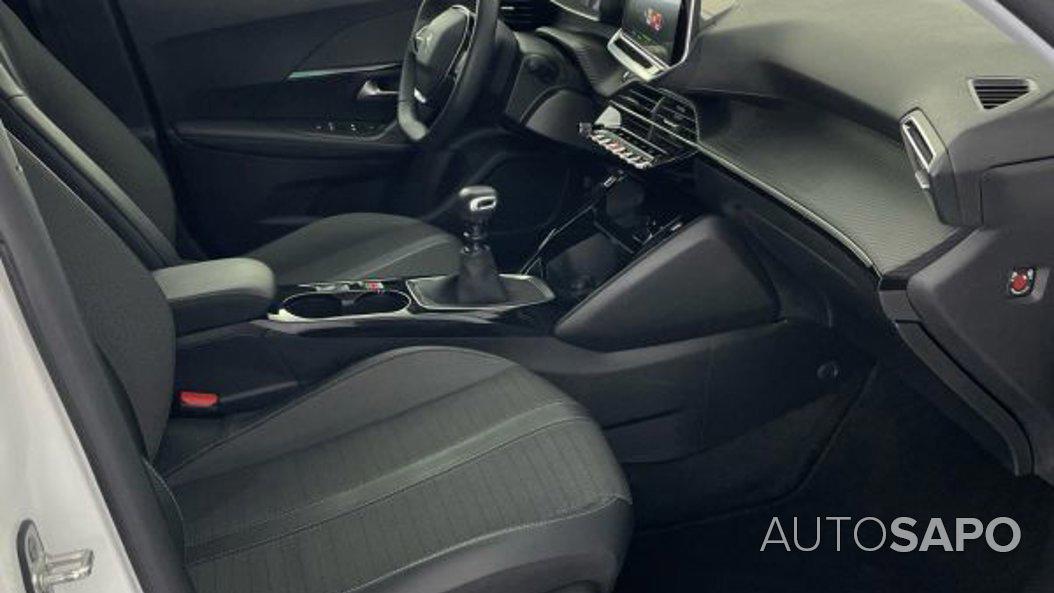 Peugeot 2008 1.2 PureTech Allure Pack de 2021