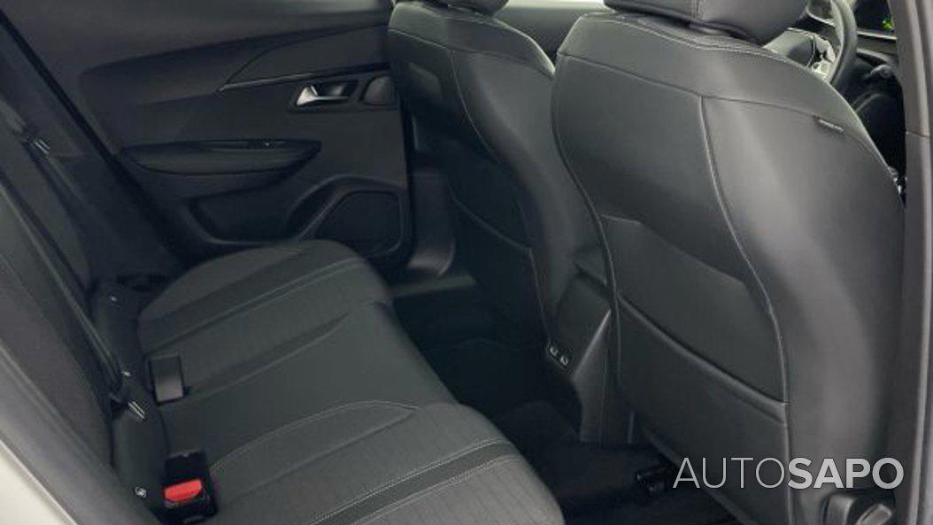 Peugeot 2008 1.2 PureTech Allure Pack de 2021