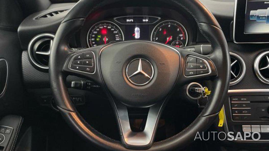 Mercedes-Benz Classe A 160 d Style Aut. de 2016