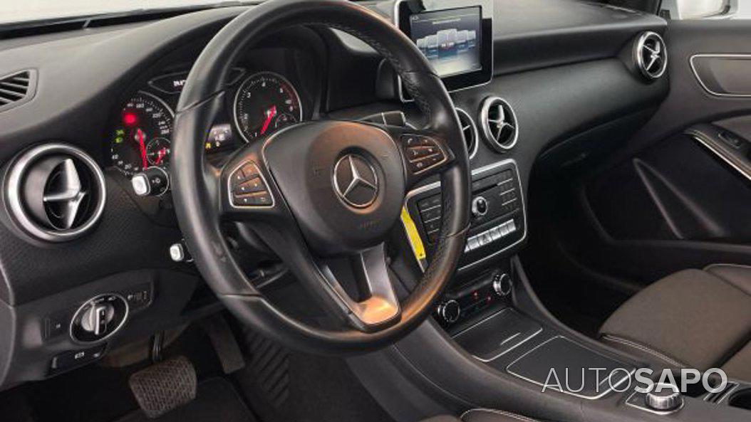 Mercedes-Benz Classe A 160 d Style Aut. de 2016