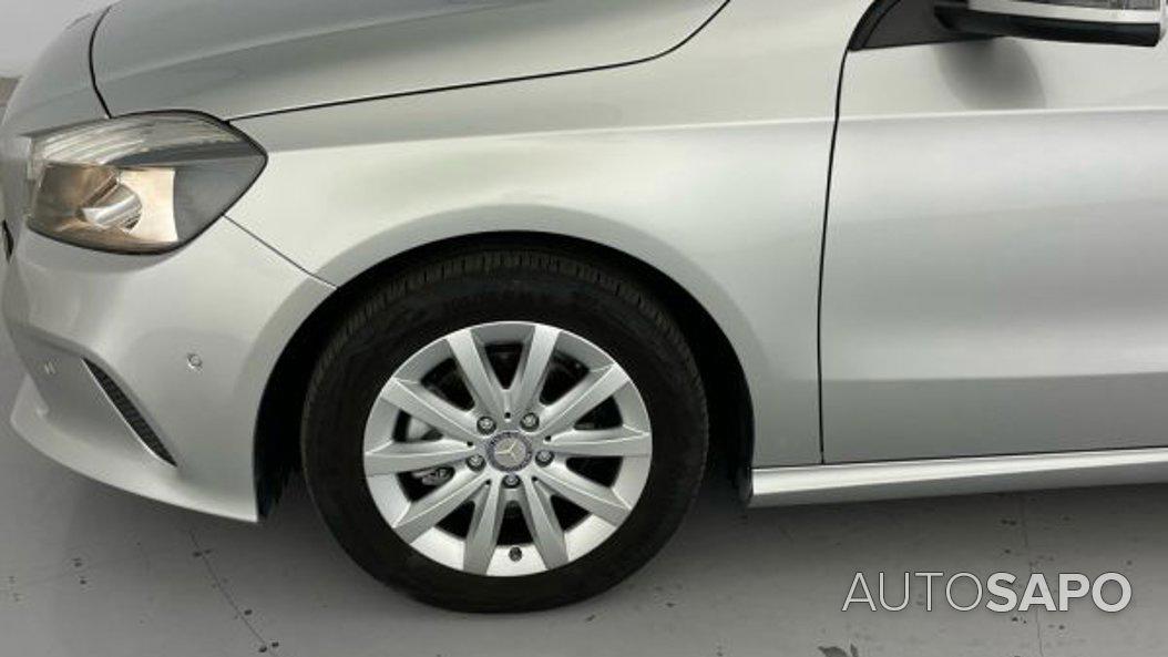 Mercedes-Benz Classe A 160 d Style Aut. de 2016