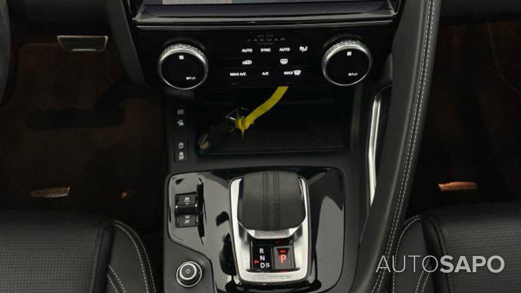 Jaguar E-Pace 1.5 P300e R-Dynamic SE AWD Aut. de 2021