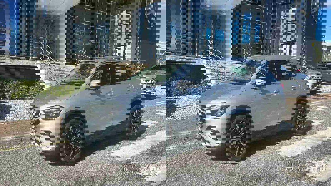 Mercedes-Benz Classe GLA 180 d de 2024