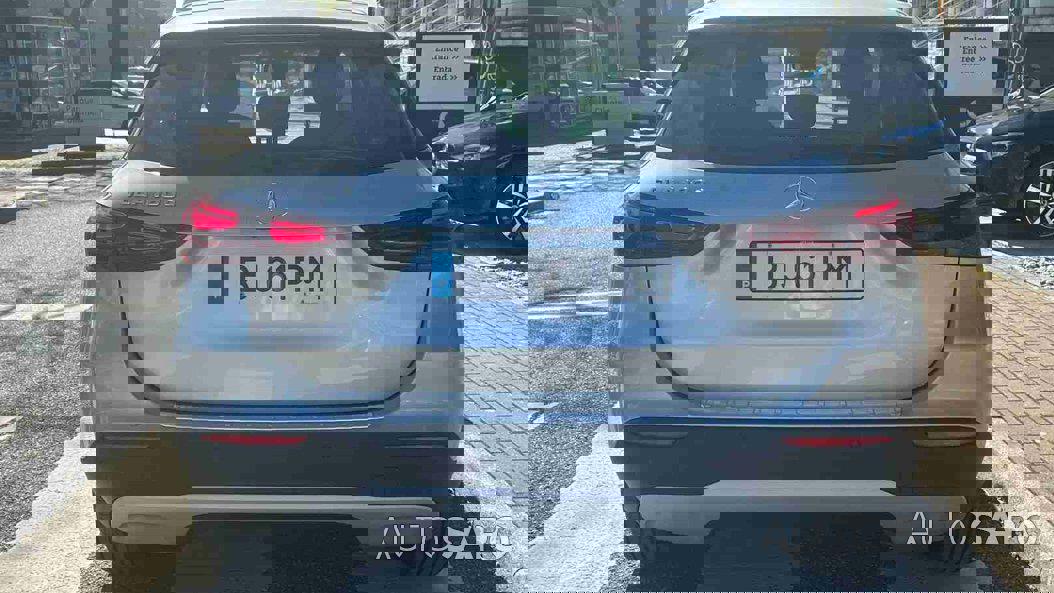 Mercedes-Benz Classe GLA 180 d de 2024