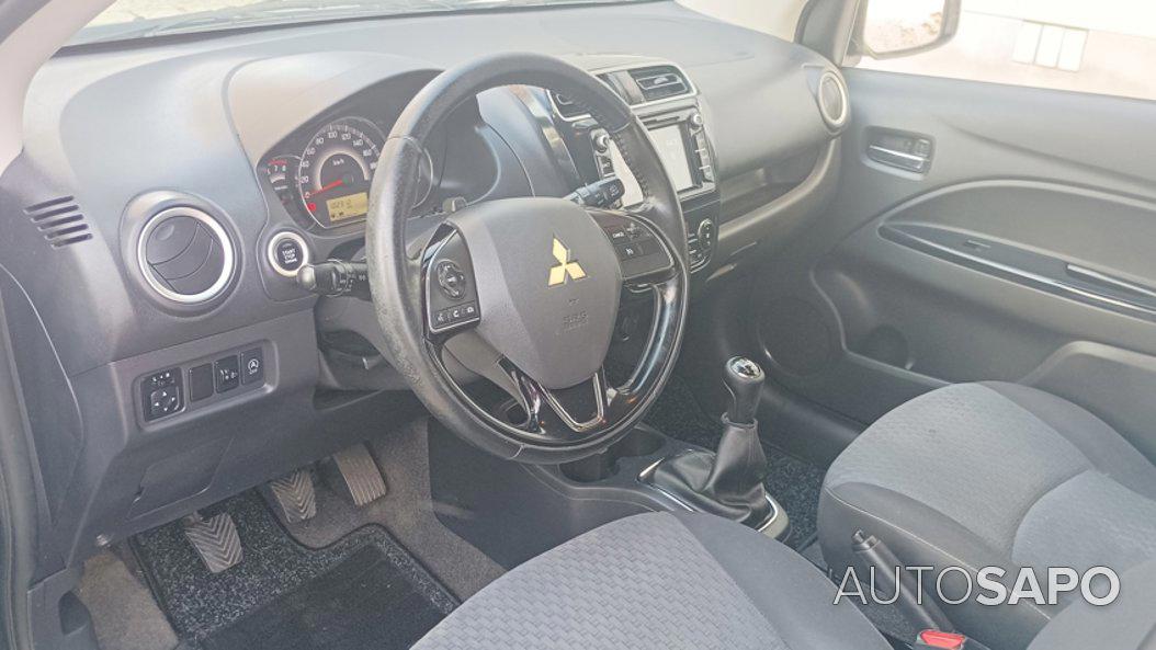 Mitsubishi Space Star 1.2 Intense Connect Edition de 2017