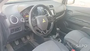 Mitsubishi Space Star 1.2 Intense Connect Edition de 2017
