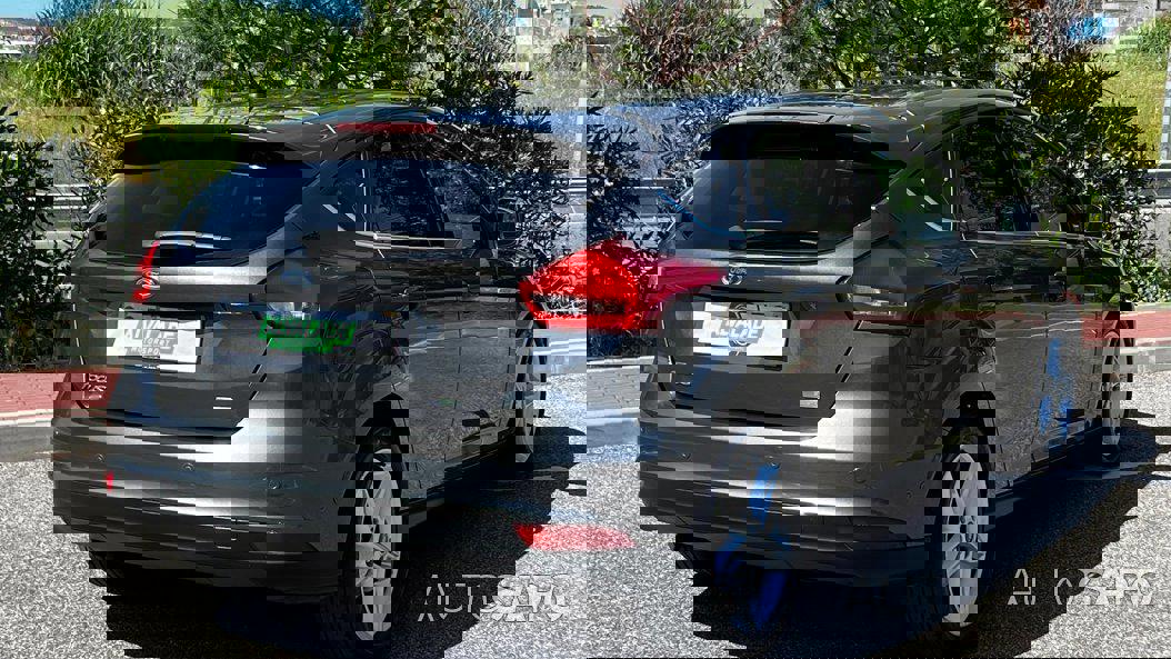 Ford Focus 1.0 EcoBoost Titanium de 2016