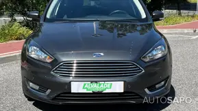 Ford Focus 1.0 EcoBoost Titanium de 2016