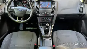 Ford Focus 1.0 EcoBoost Titanium de 2016