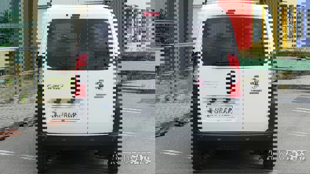 Fiat Fiorino 1.3 M-jet Adventure de 0