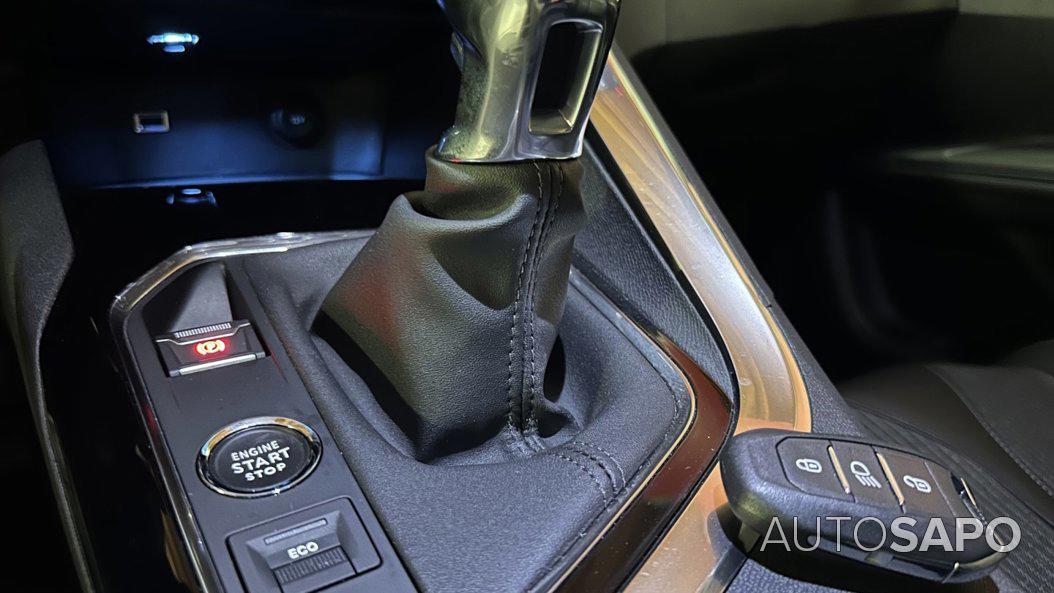 Peugeot 3008 1.2 PureTech Allure Pack de 2022