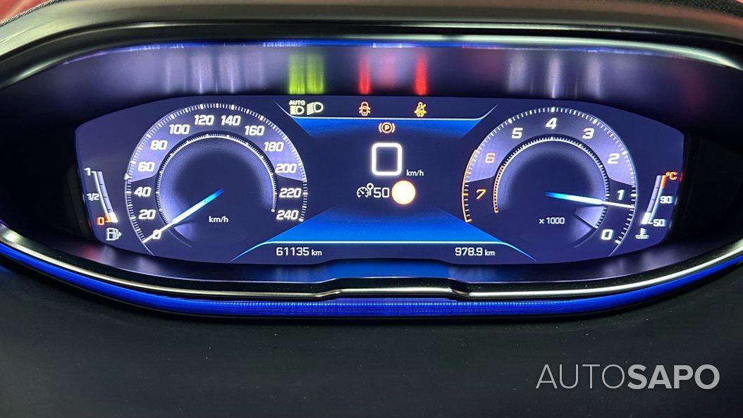 Peugeot 3008 1.2 PureTech Allure Pack de 2022