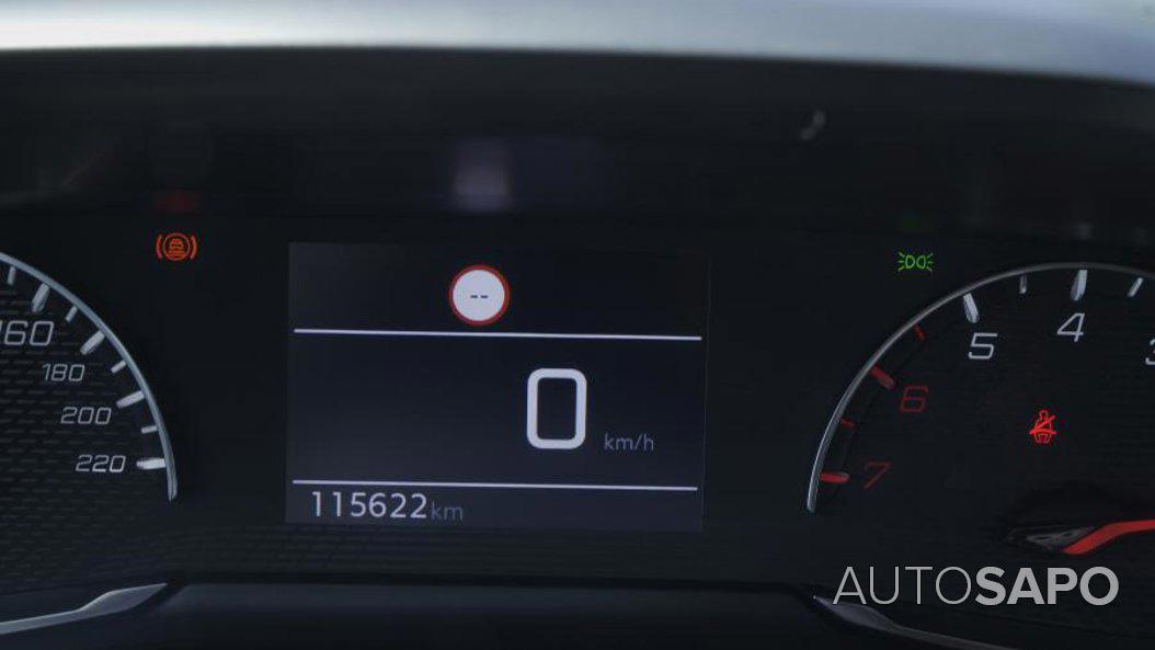 Peugeot 208 1.5 BlueHDi Allure Pack de 2021