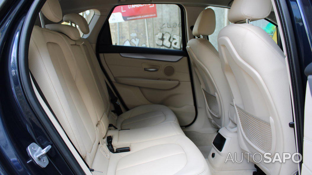 BMW Série 2 Active Tourer 218 d Advantage Auto de 2014