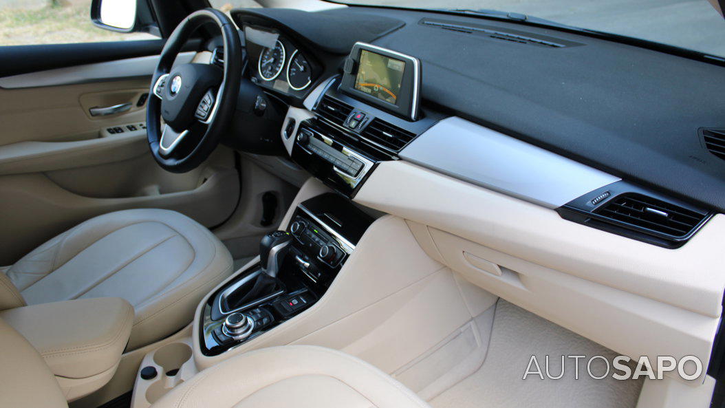 BMW Série 2 Active Tourer 218 d Advantage Auto de 2014