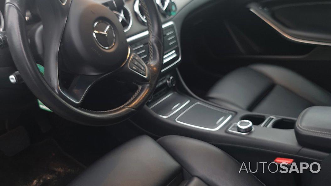 Mercedes-Benz Classe GLA 180 CDi Urban Aut. de 2017