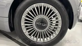 Fiat 500e 3+1 42 KWH de 2023