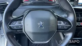 Peugeot 2008 1.2 PureTech Active Pack de 2020