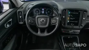 Volvo XC40 1.5 T2 Momentum de 2021