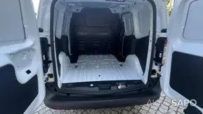 Ford Transit Courier de 2024
