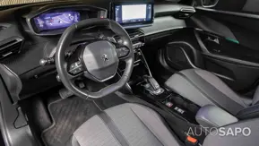 Peugeot 2008 1.2 PureTech Allure Pack EAT8 de 2021