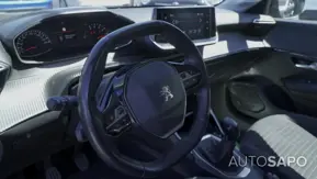 Peugeot 208 1.2 PureTech Active de 2021