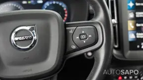 Volvo XC40 1.5 T2 Momentum de 2021