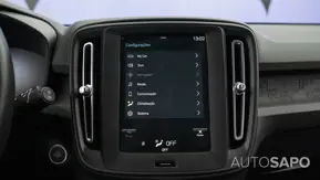 Volvo XC40 1.5 T2 Momentum de 2021