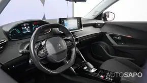 Peugeot e-2008 de 2021
